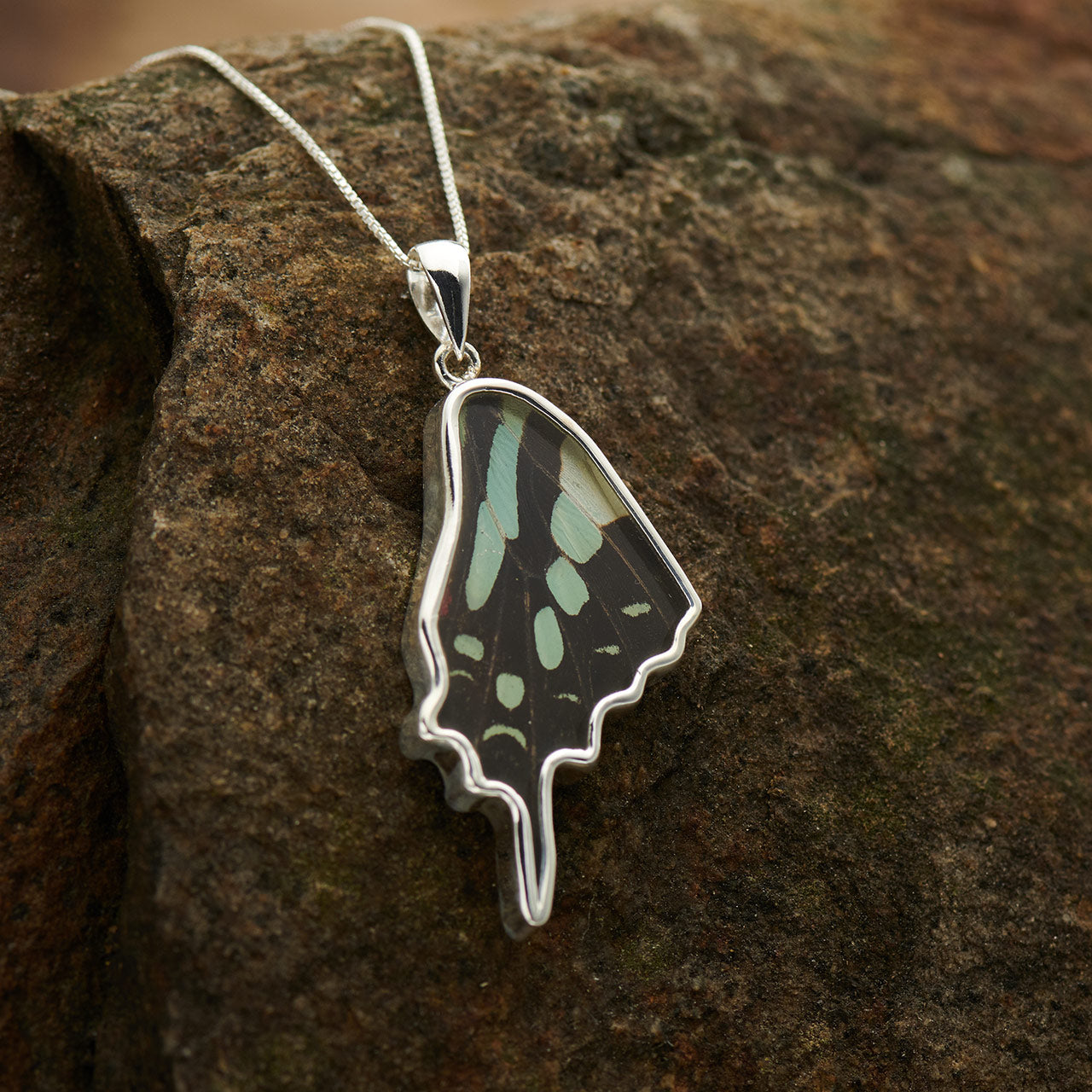 SWORDTAIL FINE SILVER PENDANT