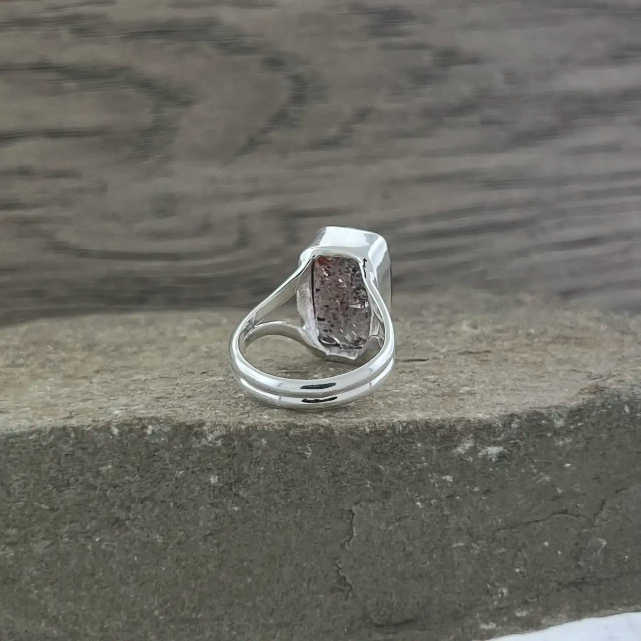 ORIRE LUCKY QUARTZ STERLING SILVER RING