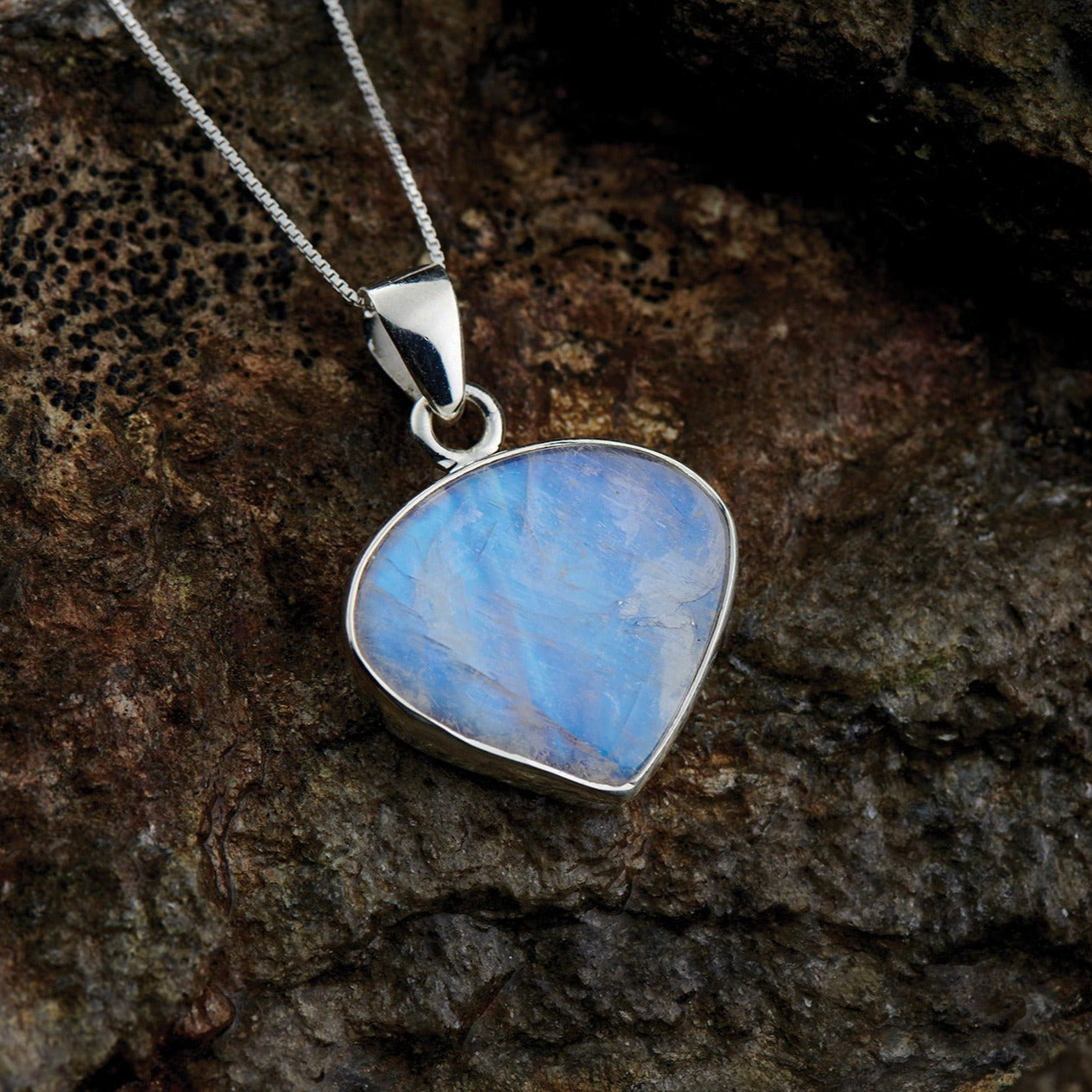 MOONSTONE STERLING SILVER PENDANT