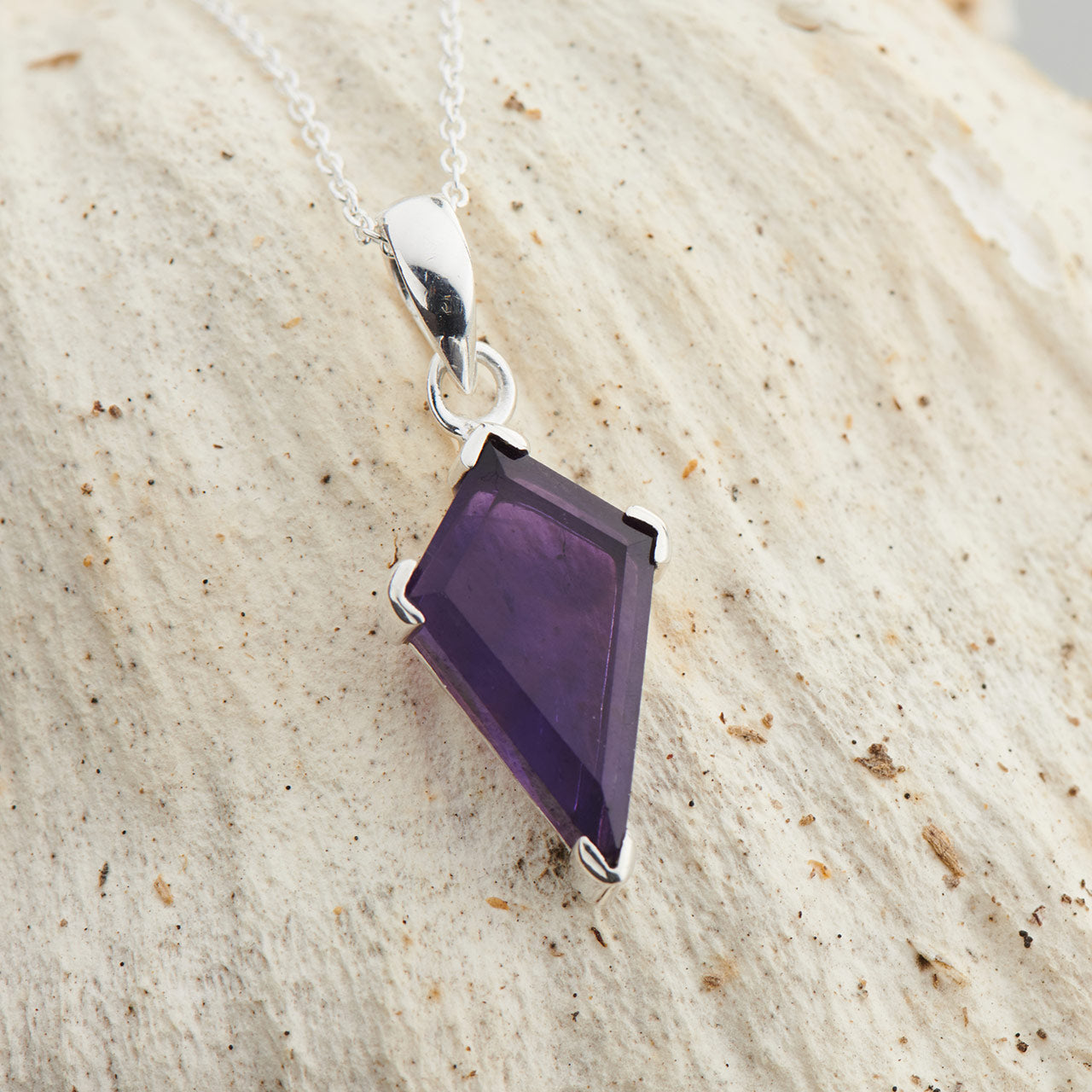 AMETHYST STERLING SILVER SHIELD 2.0 PENDANT