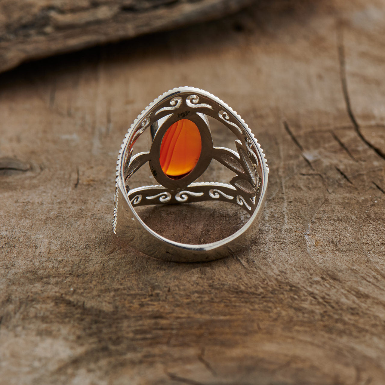 Carnelian Sterling Silver Leaf Ring (35% OFF ONLINE ONLY)