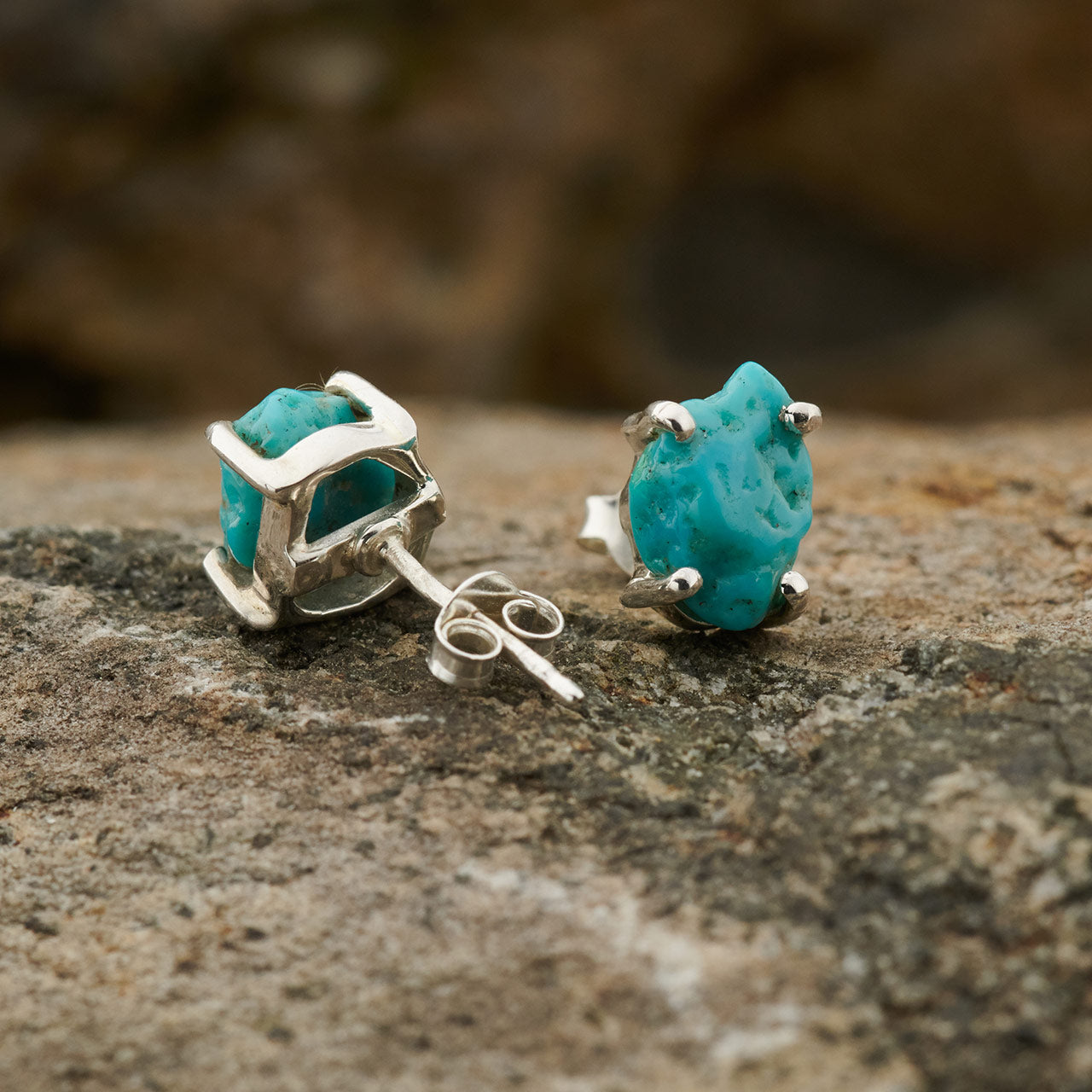 KINGMAN TURQUOISE STUD STERLING SILVER EARRINGS