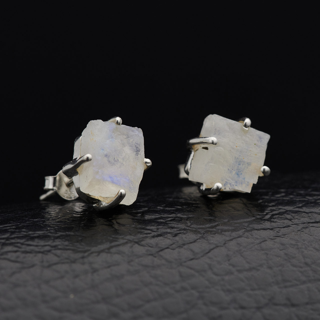 MOONSTONE STERLING SILVER STUD