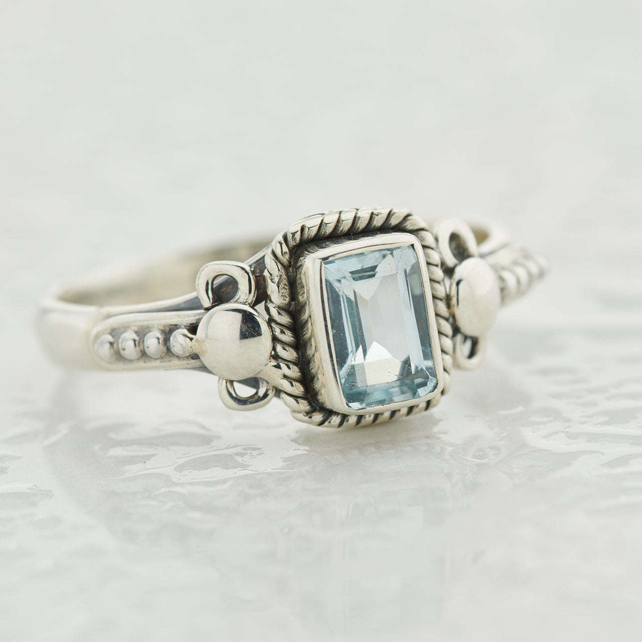 BLUE TOPAZ STERLING SILVER ORION RING