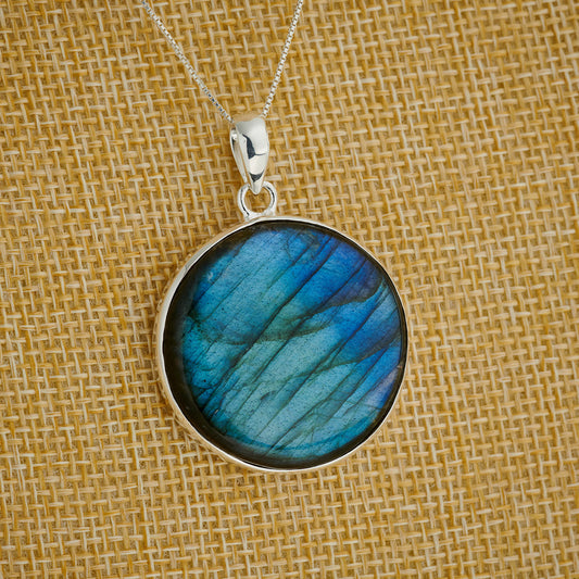 LABRADORITE STERLING SILVER PENDANT