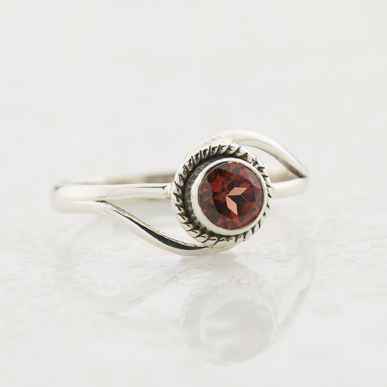 GARNET STERLING SILVER INFINITY RING