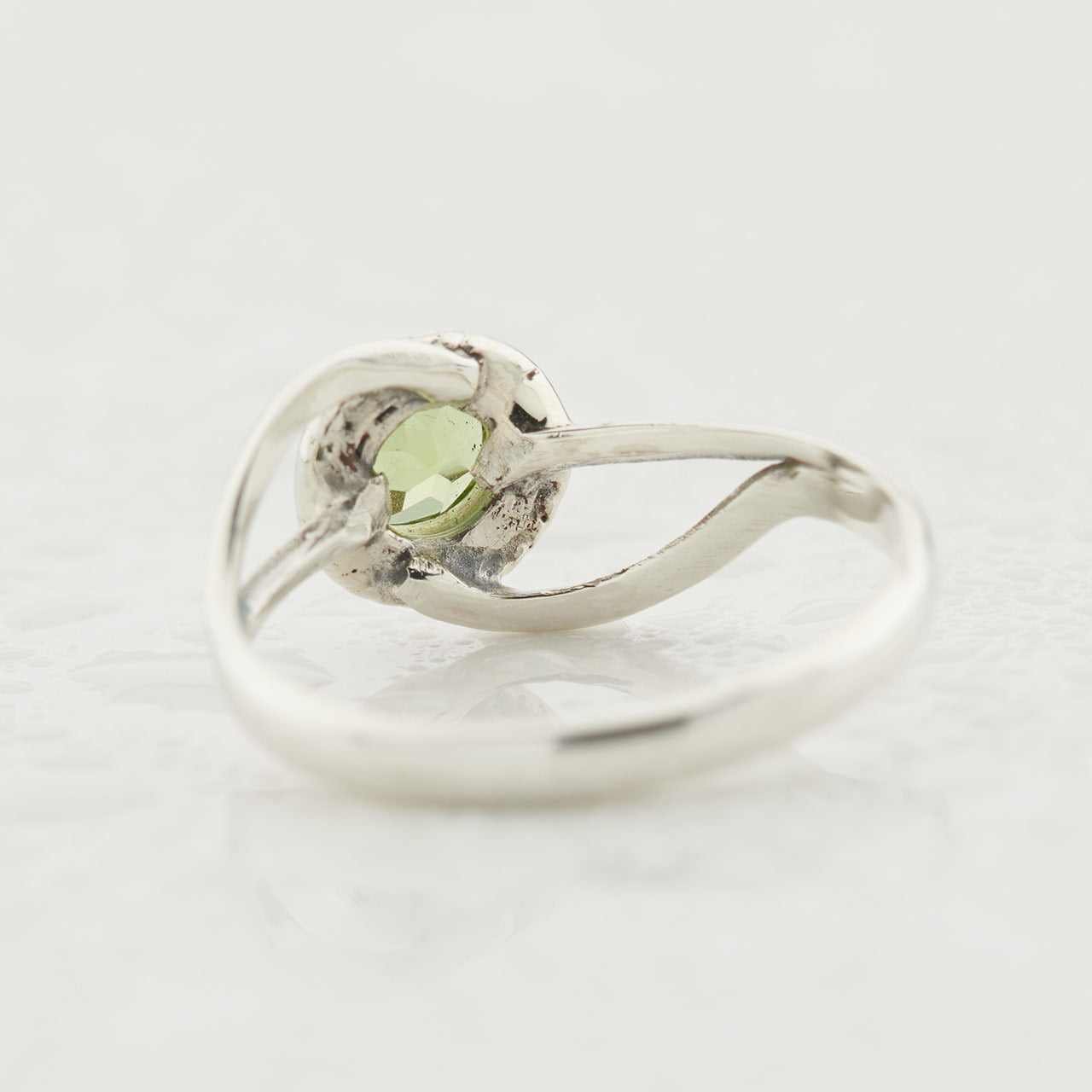 PERIDOT STERLING SILVER INFINITY RING