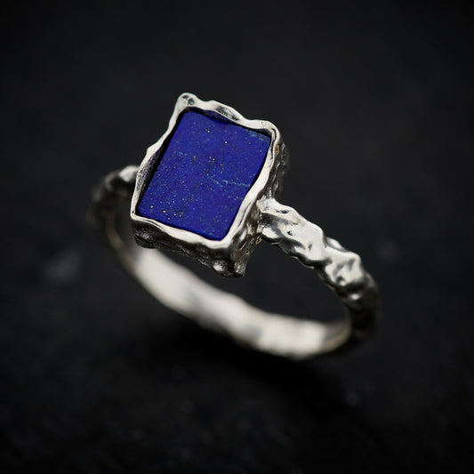 LAPIS STERLING SILVER REC HAMMERED FINISH RING