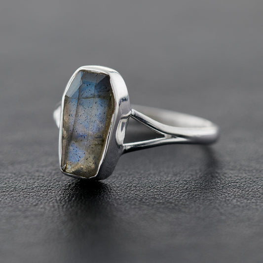 LABRADORITE STERLING SILVER COFFIN RING