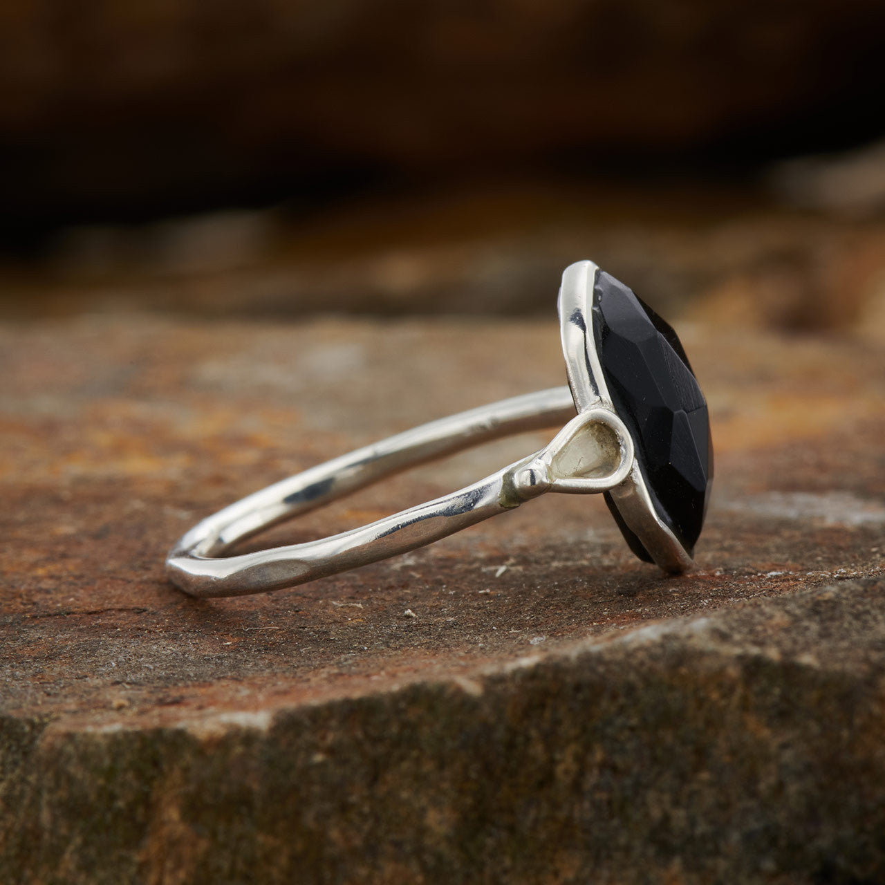 Black Onyx Double Terminated Ring (30% OFF ONLINE ONLY)