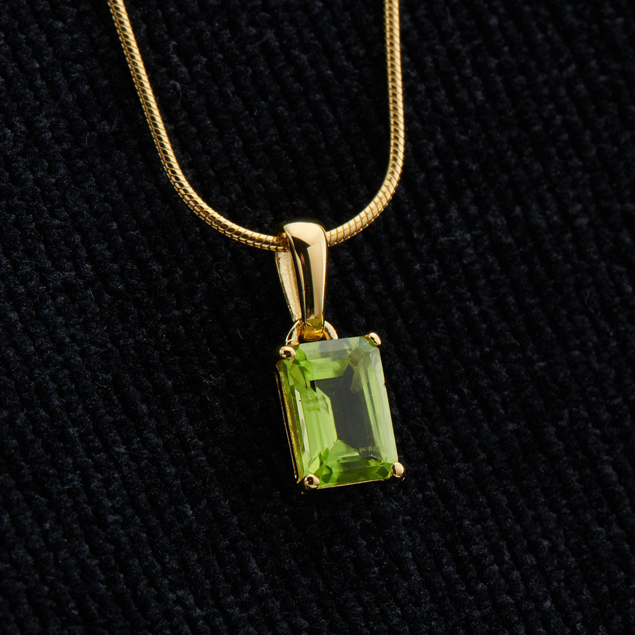 PERIDOT 18K VERMEIL GOLD 5X7 RECTANGLE PENDANT