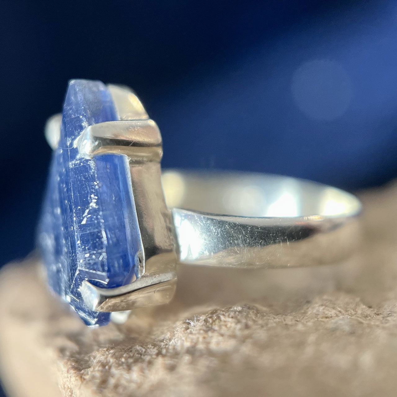 SAPPHIRE RING SHIELD (50% Off Online Only)