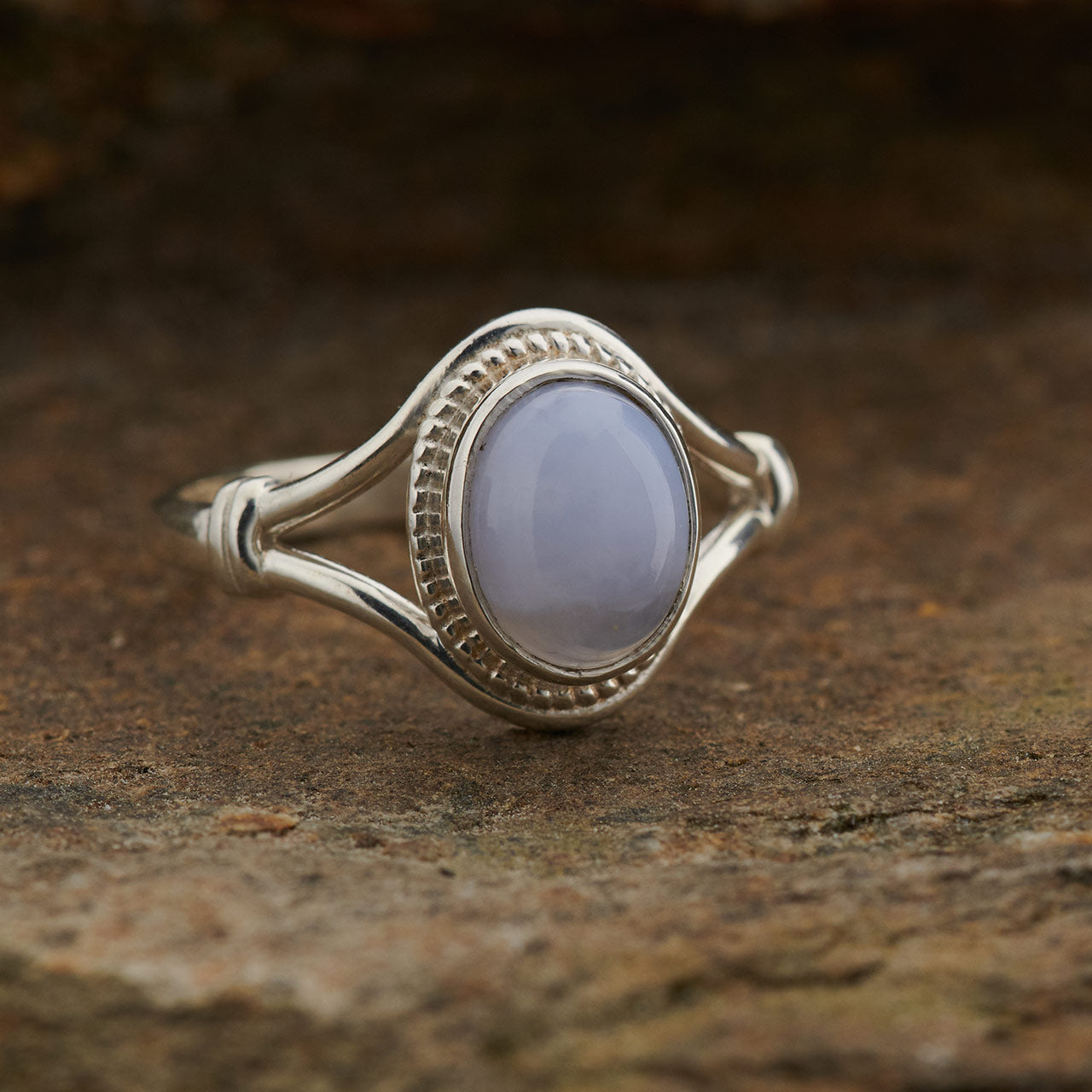 BLUE LACE AGATE RING V-BAND W/ KNOT (30% OFF COLLECTION)