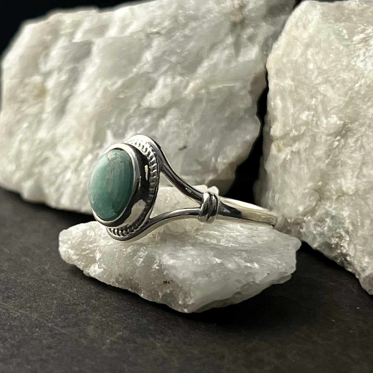 AMAZONITE RING V-BAND W/KNOT (30% OFF ONLINE ONLY)