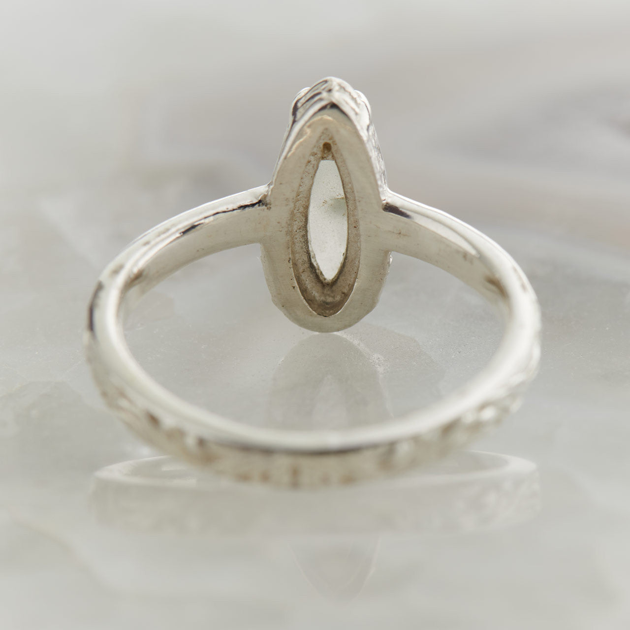 PREHNITE CHECKER FILIGREE RING (50% Off Online Only)