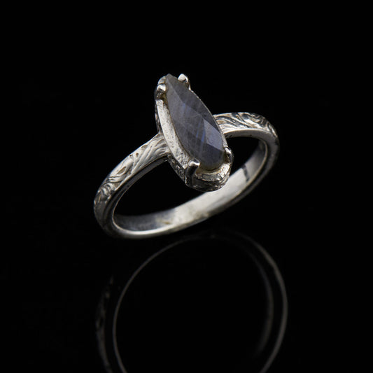 LABRADORITE CHECKER FILIGREE RING (50% Off Online Only)