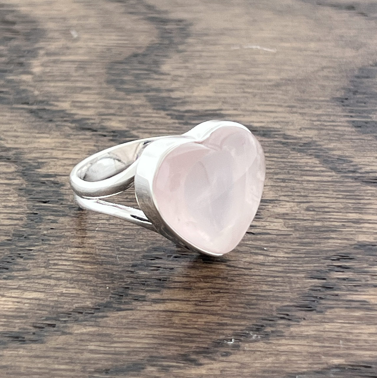 ROSE QUARTZ STERLING SILVER RING