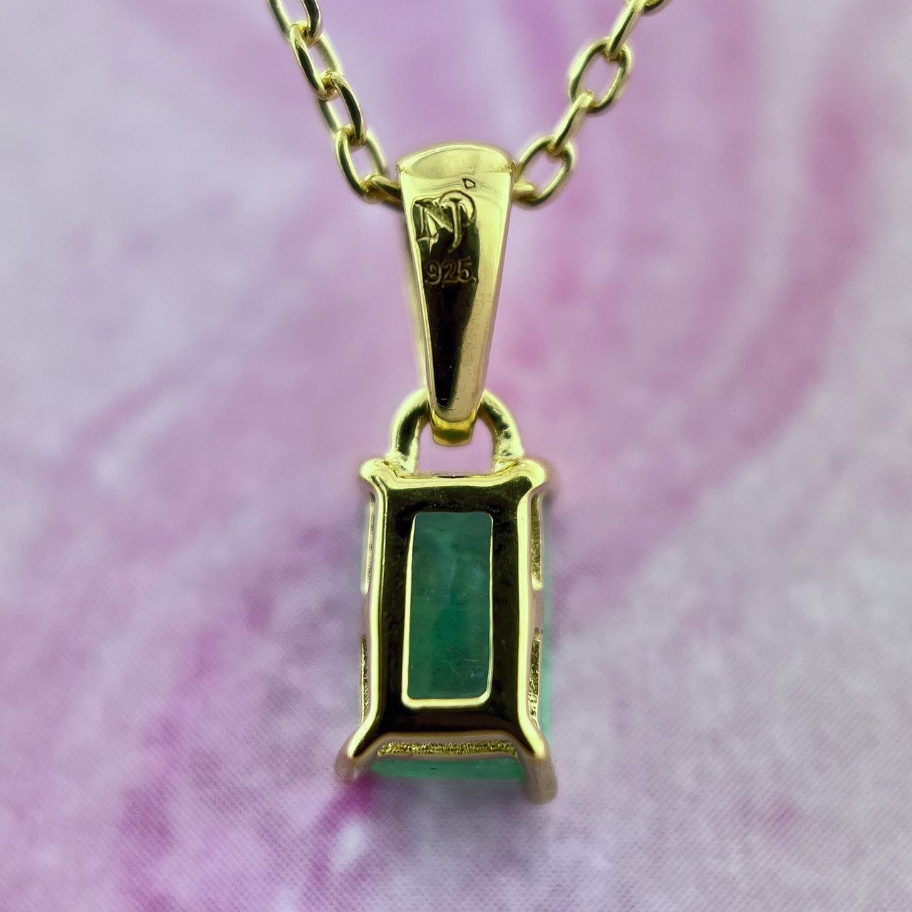 NATURAL EMERALD 18K VERMEIL YELLOW GOLD PENDANT REC