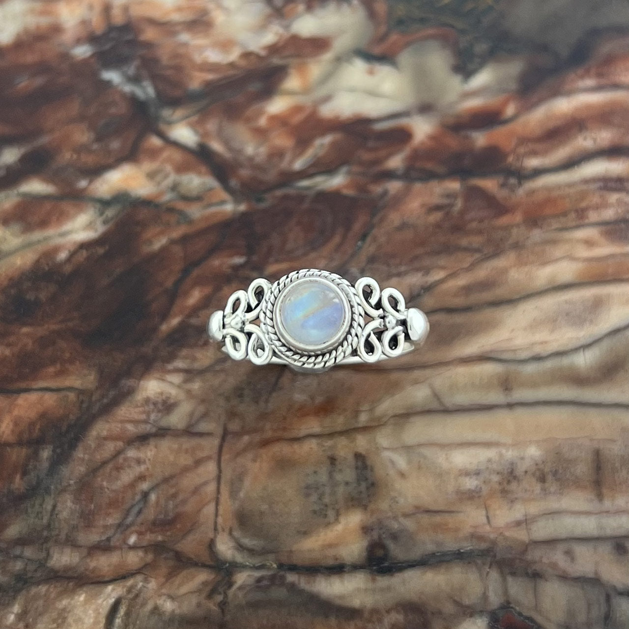 MOONSTONE STERLING SILVER EDEN RING