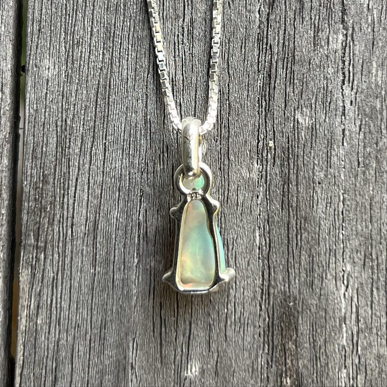 ETHIOPIAN OPAL PENDANT