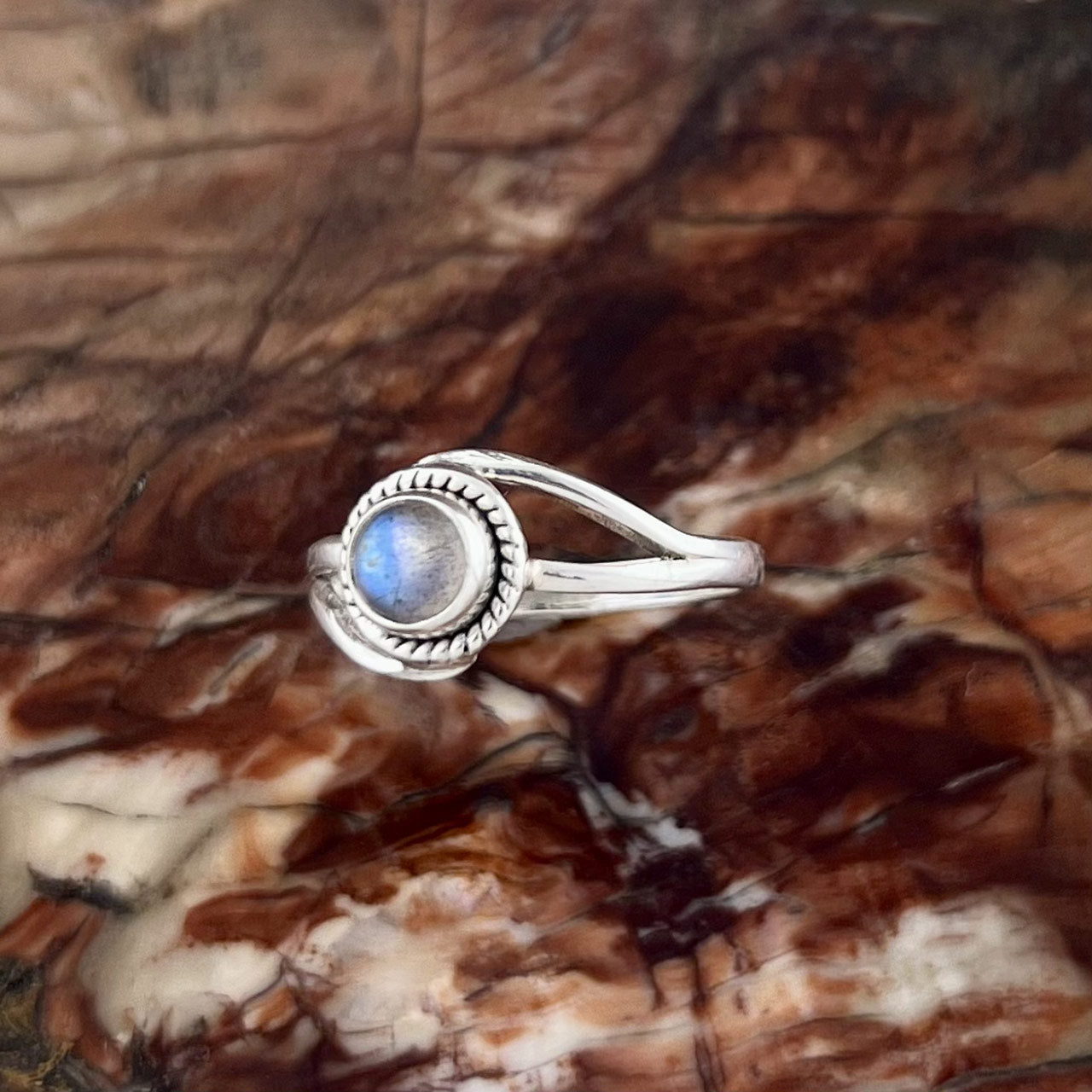 LABRADORITE STERLING SILVER INFINITY RING