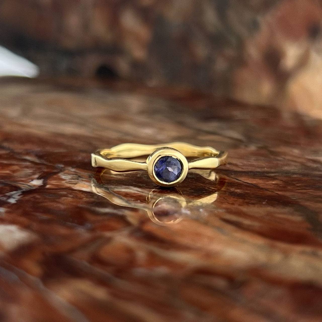 IOLITE 18K VERMEIL GOLD WAVY RING