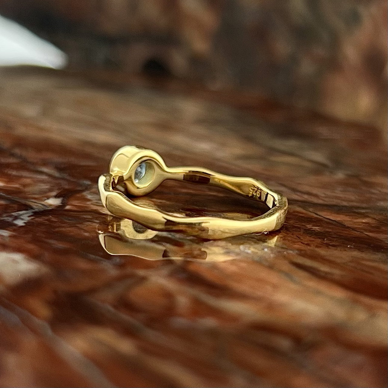 AQUAMARINE 18K VERMEIL GOLD WAVY RING