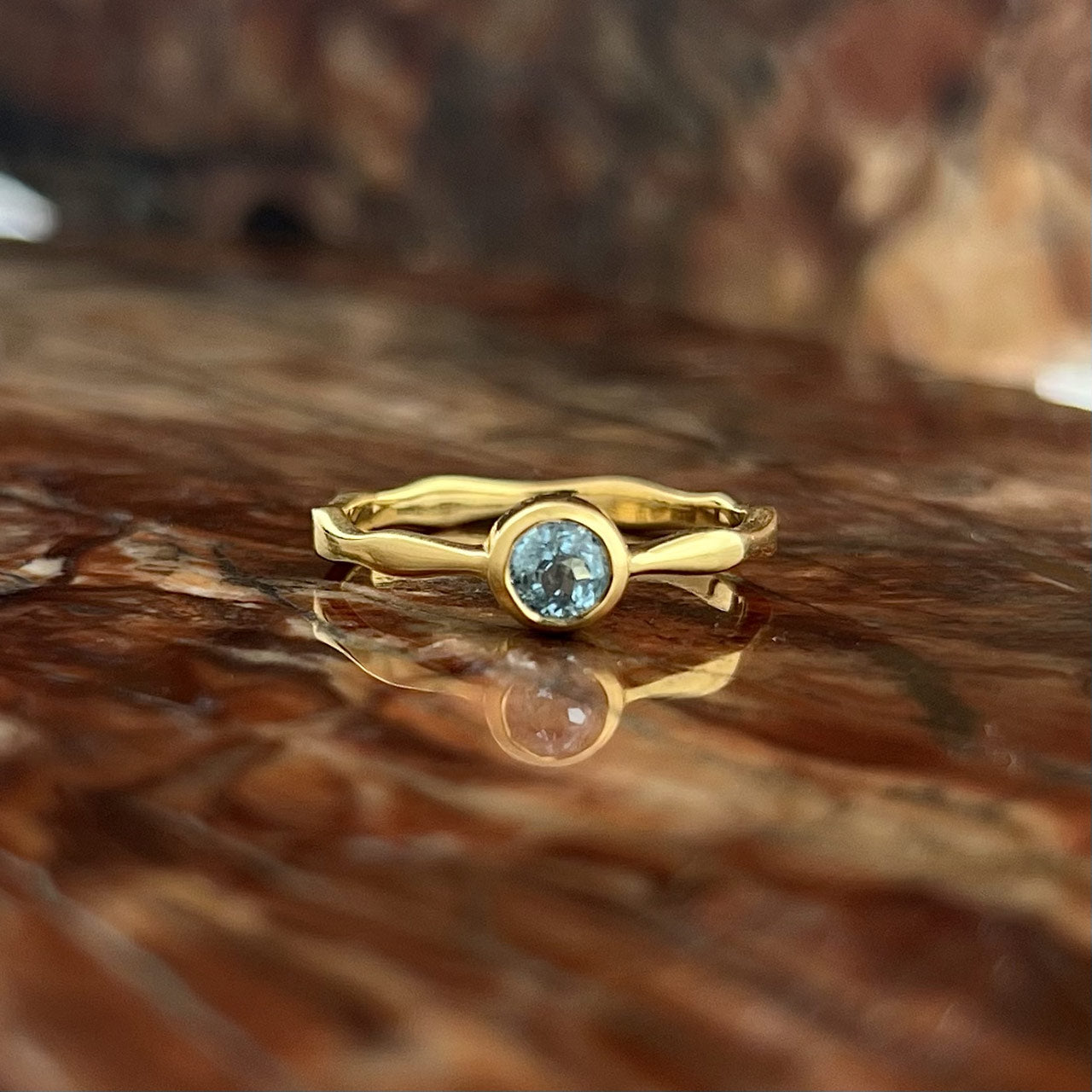 AQUAMARINE 18K VERMEIL GOLD WAVY RING