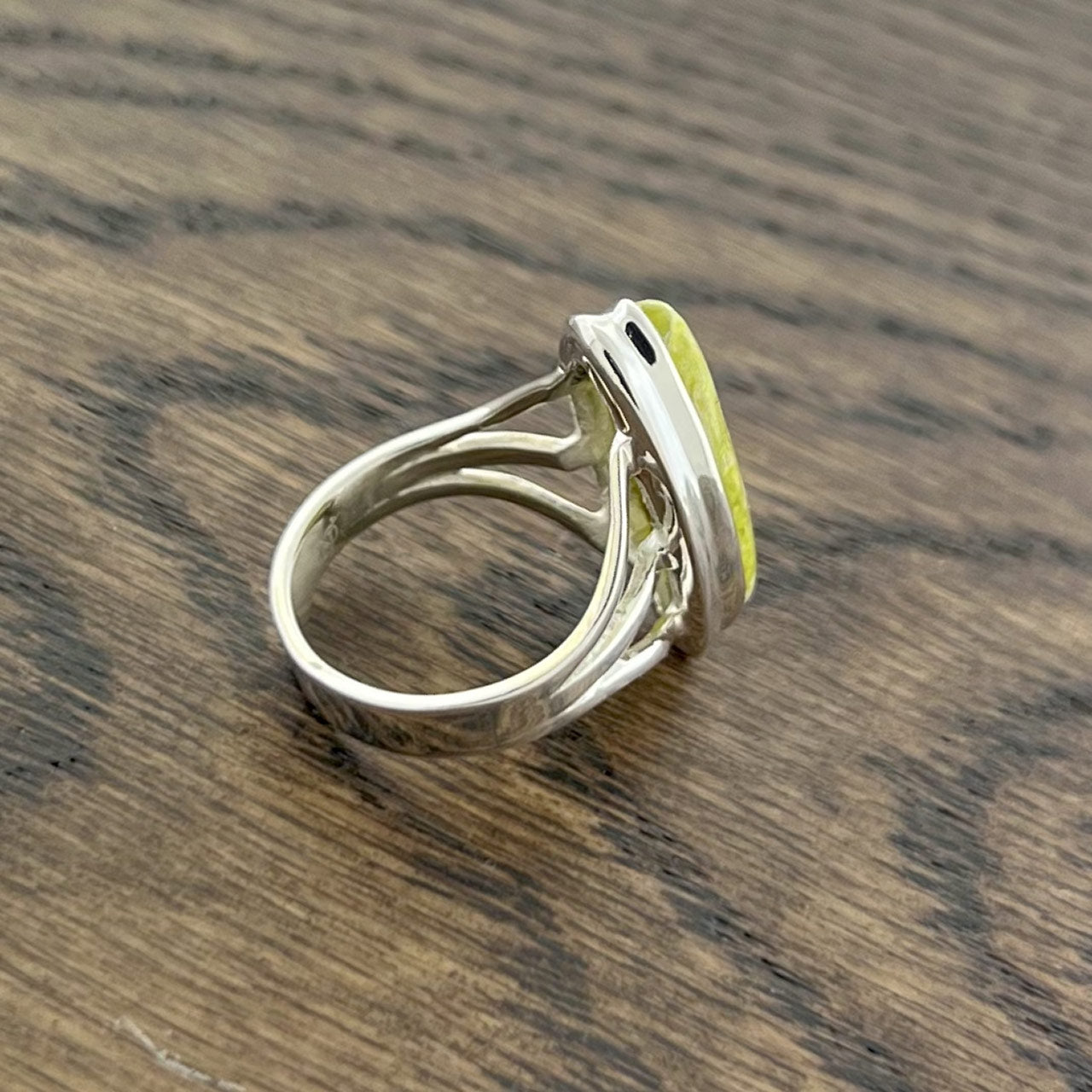 LIZARDITE STERLING SILVER RING