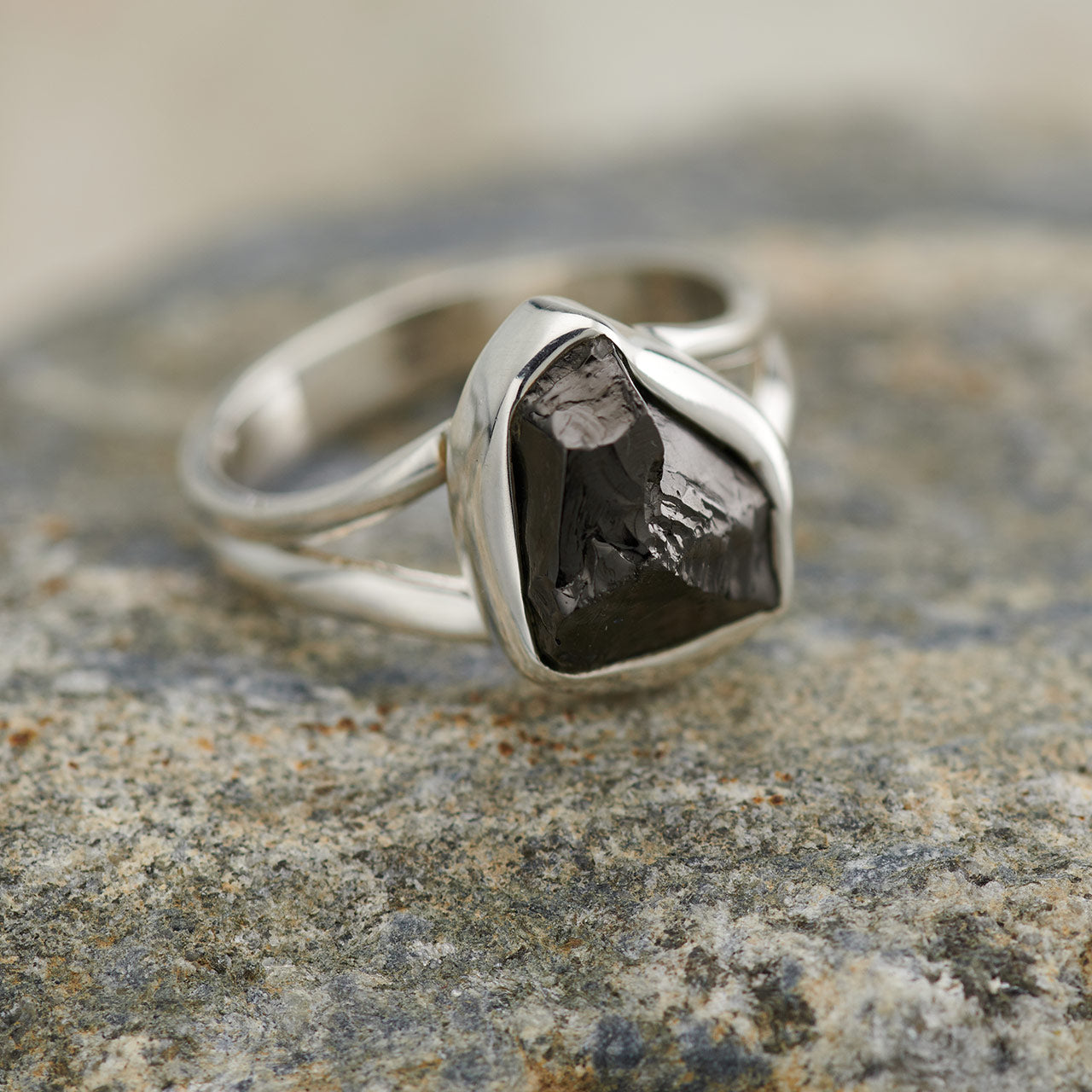 SHUNGITE RING STERLING SILVER