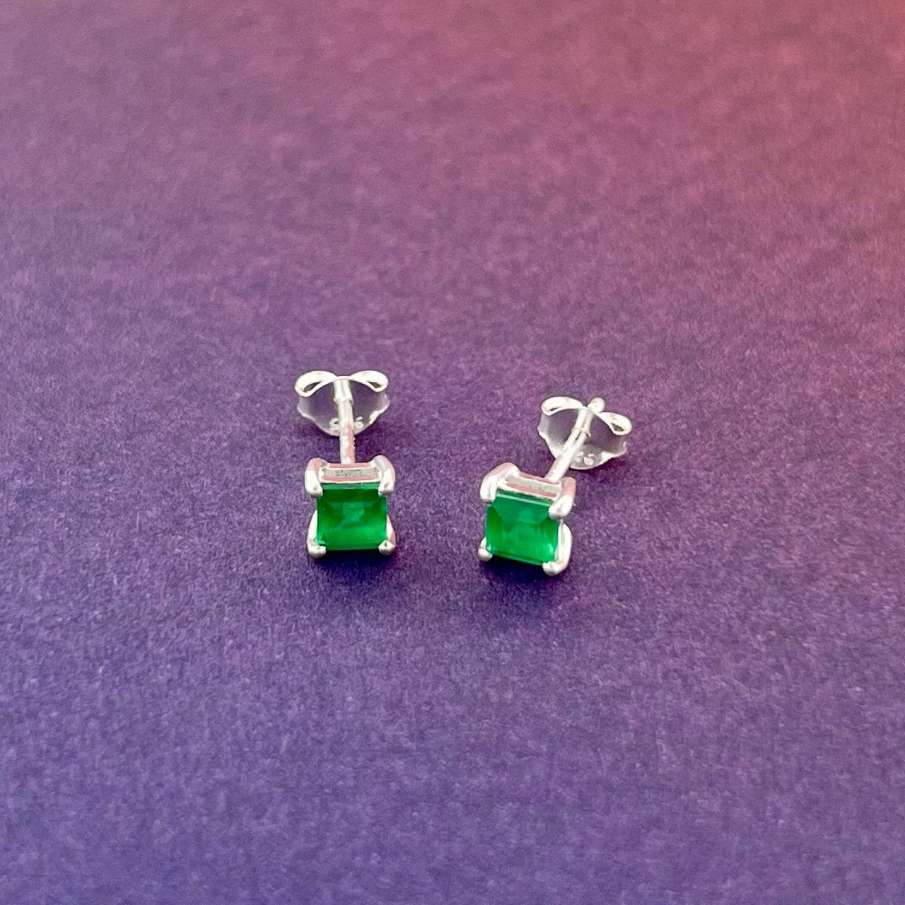 GREEN ONYX STUD