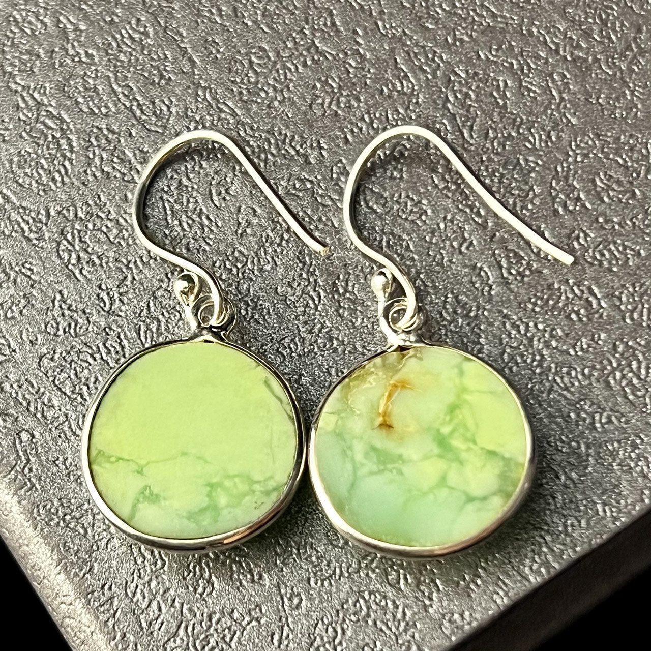 LEMON CHRYSOPRASE STERLING SILVER DANGLE EARRINGS