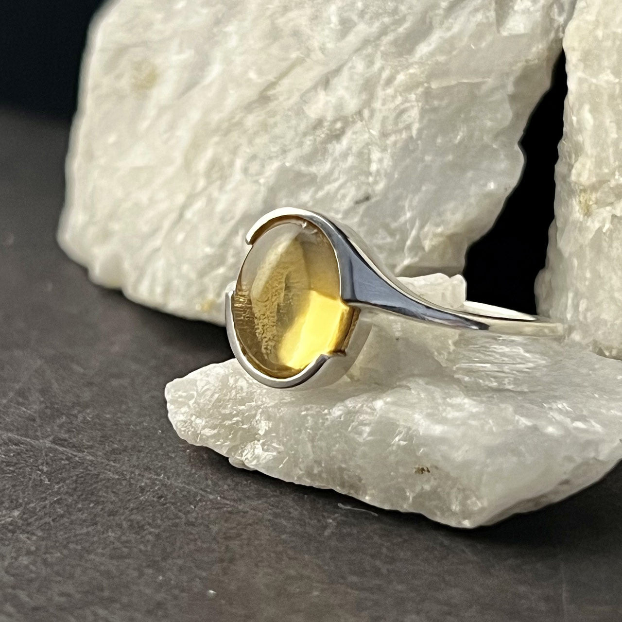 CITRINE RING CAB TWIST (50% Off Online only)