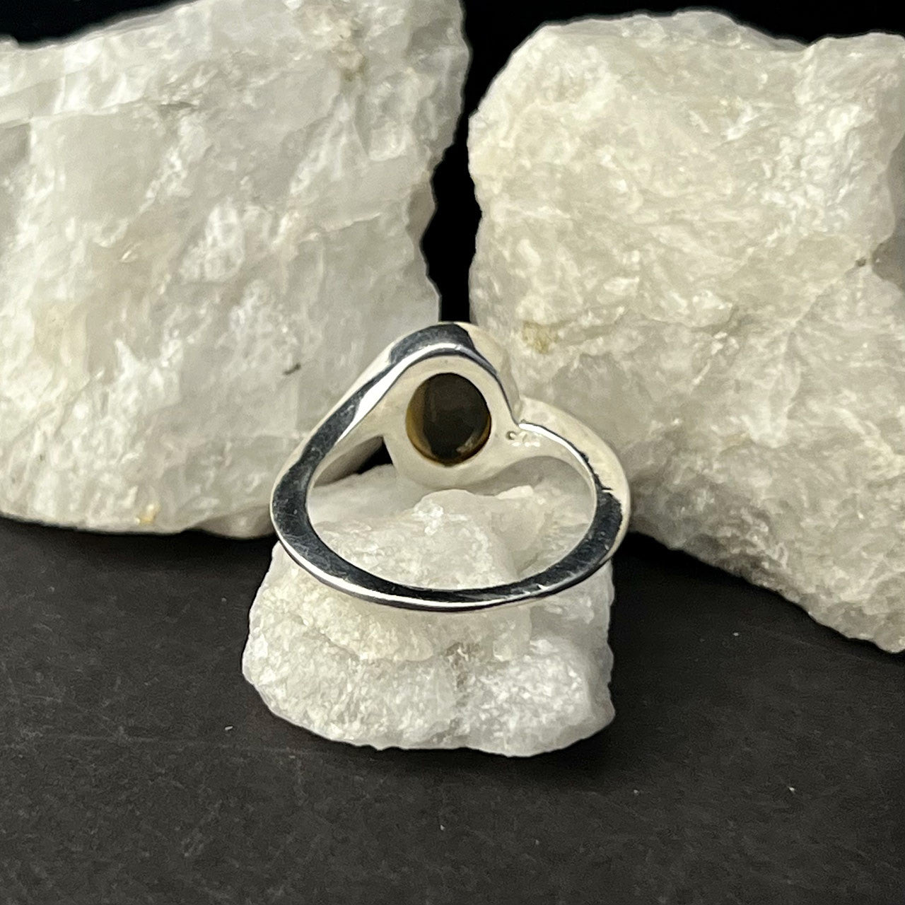 HONEY QUARTZ RING CAB TWIST (50% Off Online only)