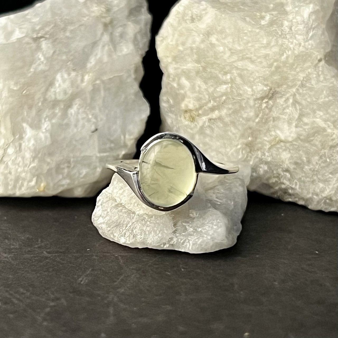 PREHNITE RING CAB TWIST (50% Off online only)