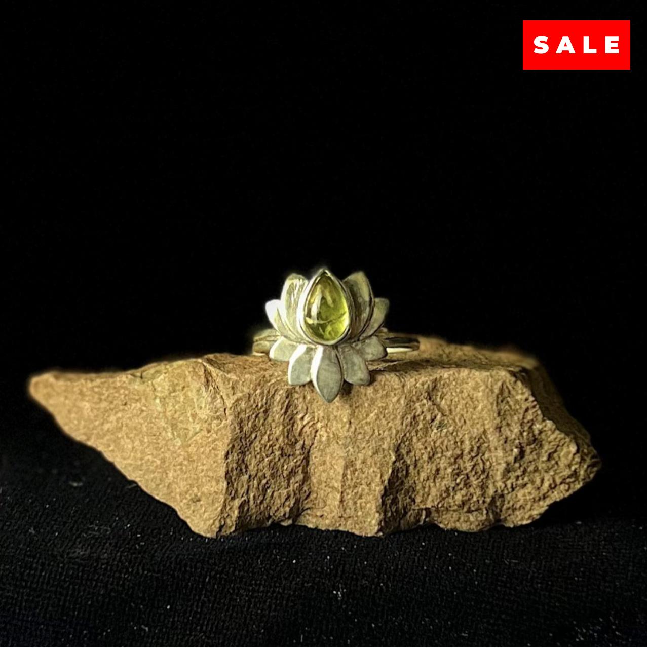 Peridot Ring LOTUS 2 (50% Off Online Only)