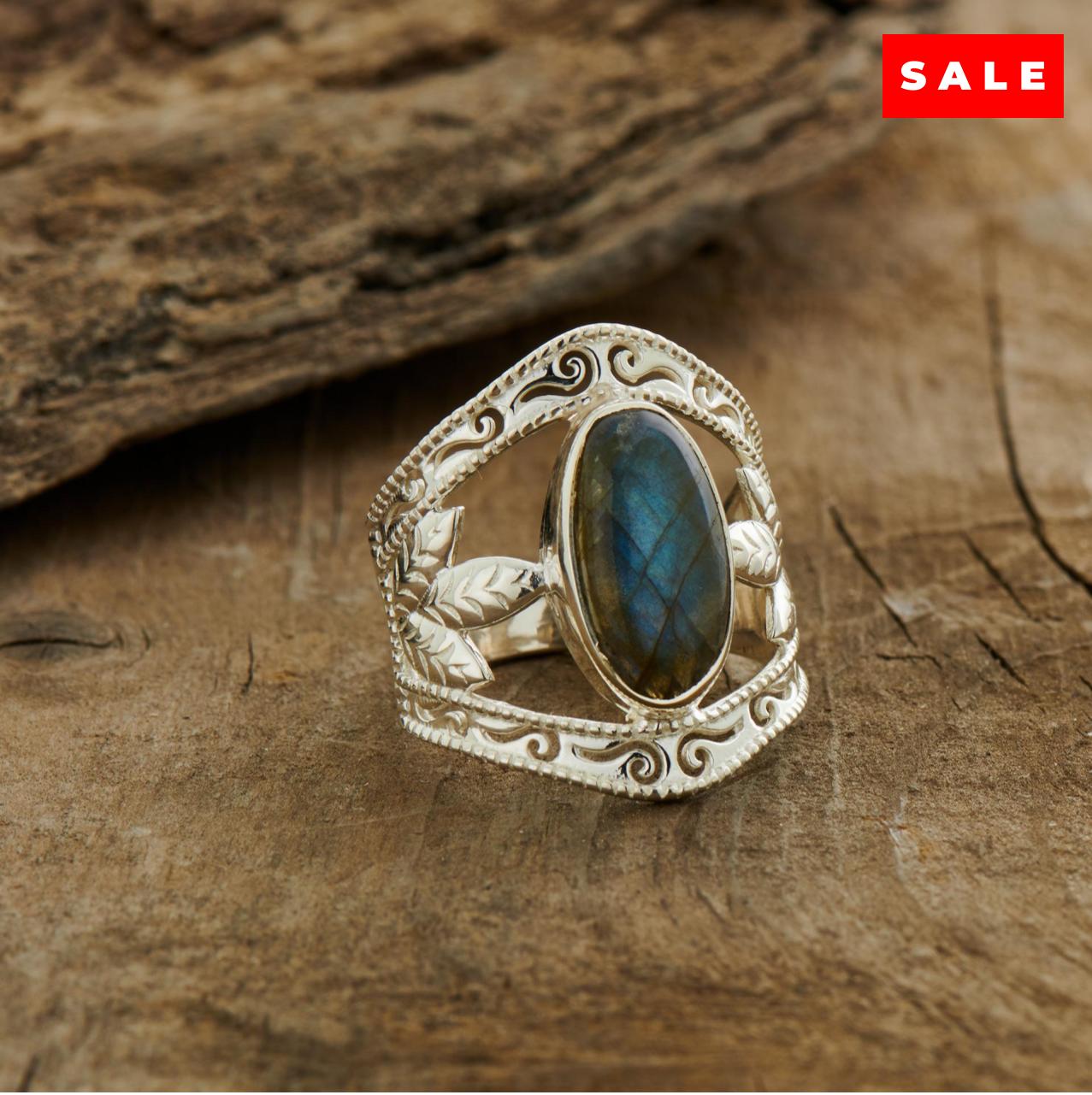 Labradorite Sterling Silver Leaf Ring (35% OFF ONLINE ONLY)