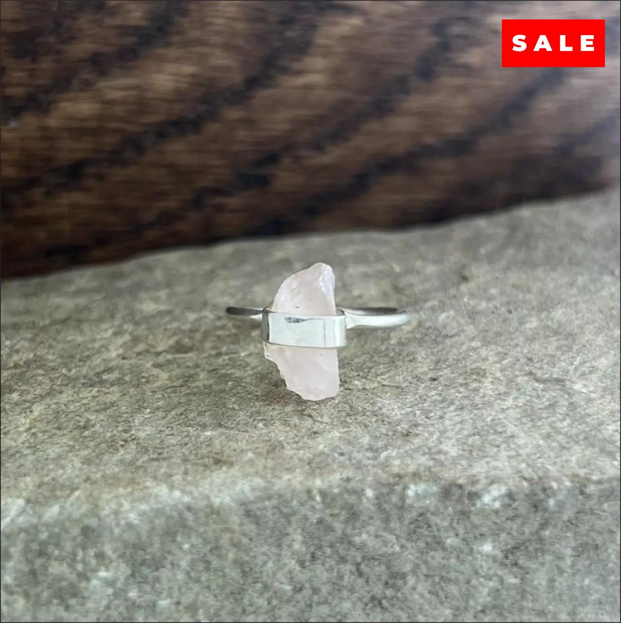 ROSE QUARTZ ROUGH PENCIL RING (50% OFF Online Only)