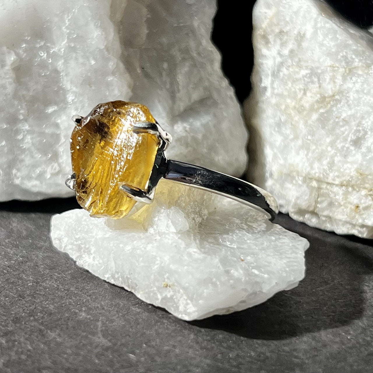 COGNAC QUARTZ RING