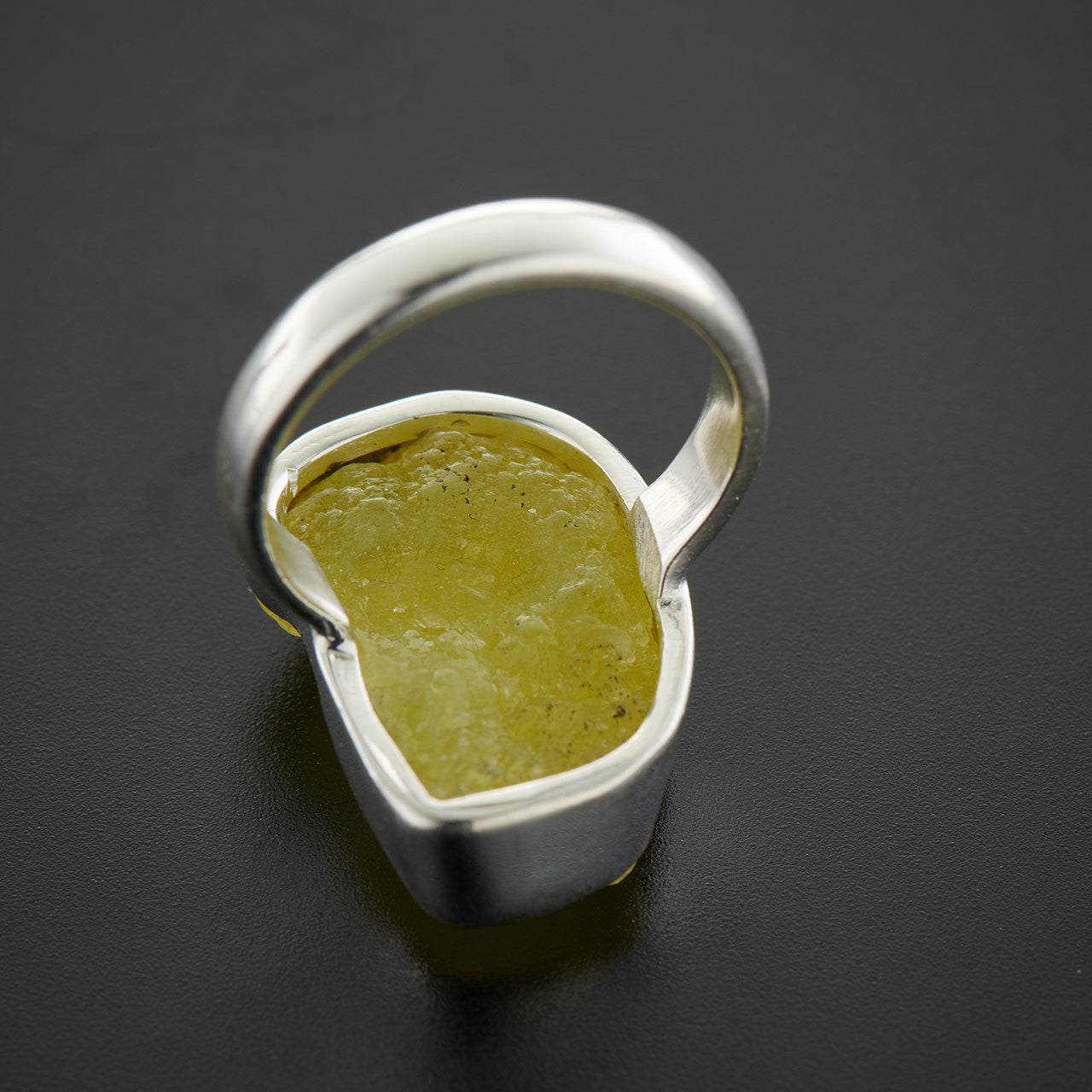 Brucite Statement Ring