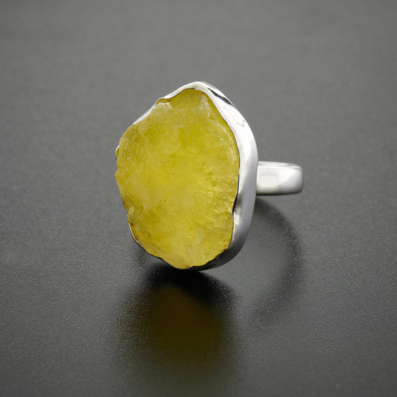 Brucite Statement Ring