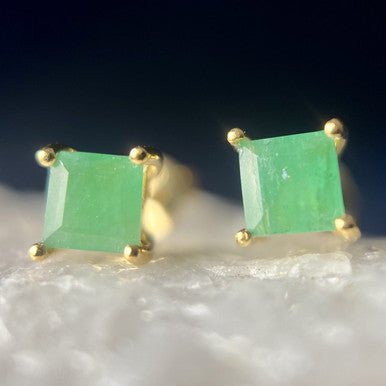 NATURAL EMERALD VERMEIL YELLOW 18K SQ 4X4 EARRINGS