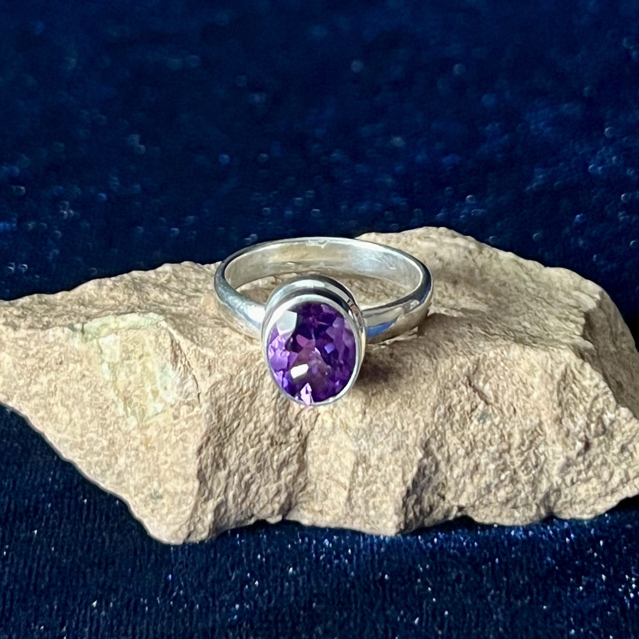 AMETHYST RING STERLING SILVER