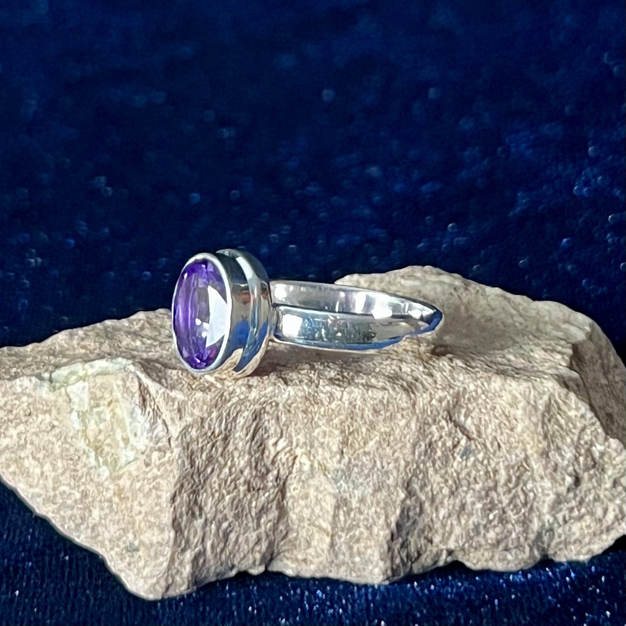 AMETHYST RING STERLING SILVER