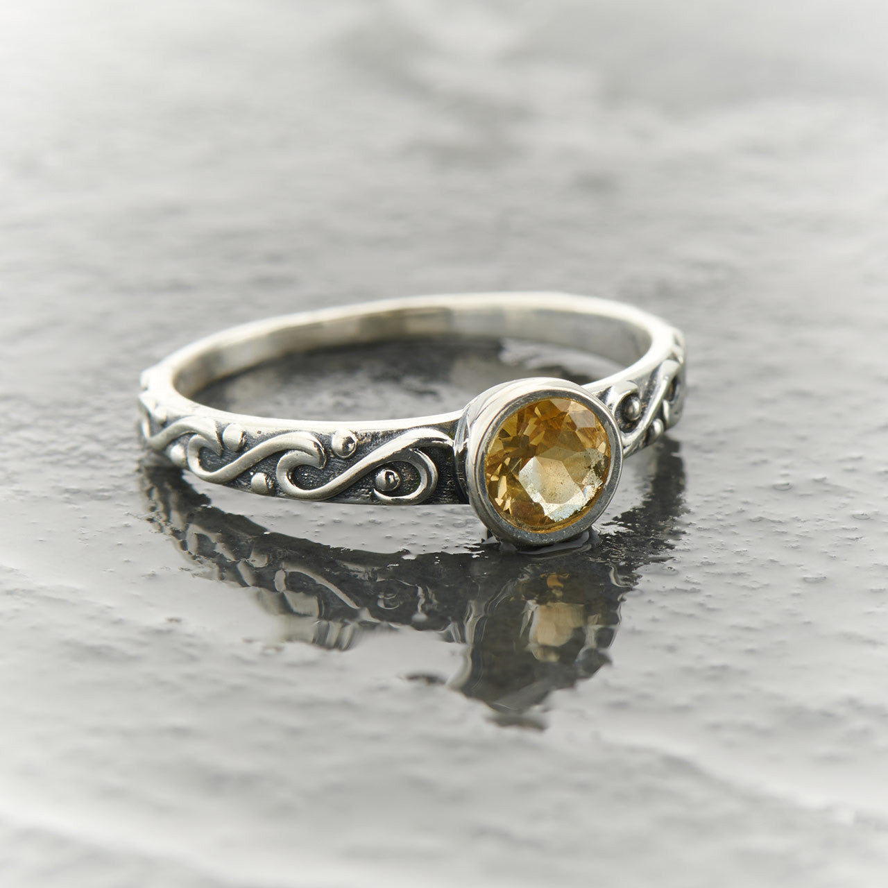 CITRINE STACKABLE CELTIC RING