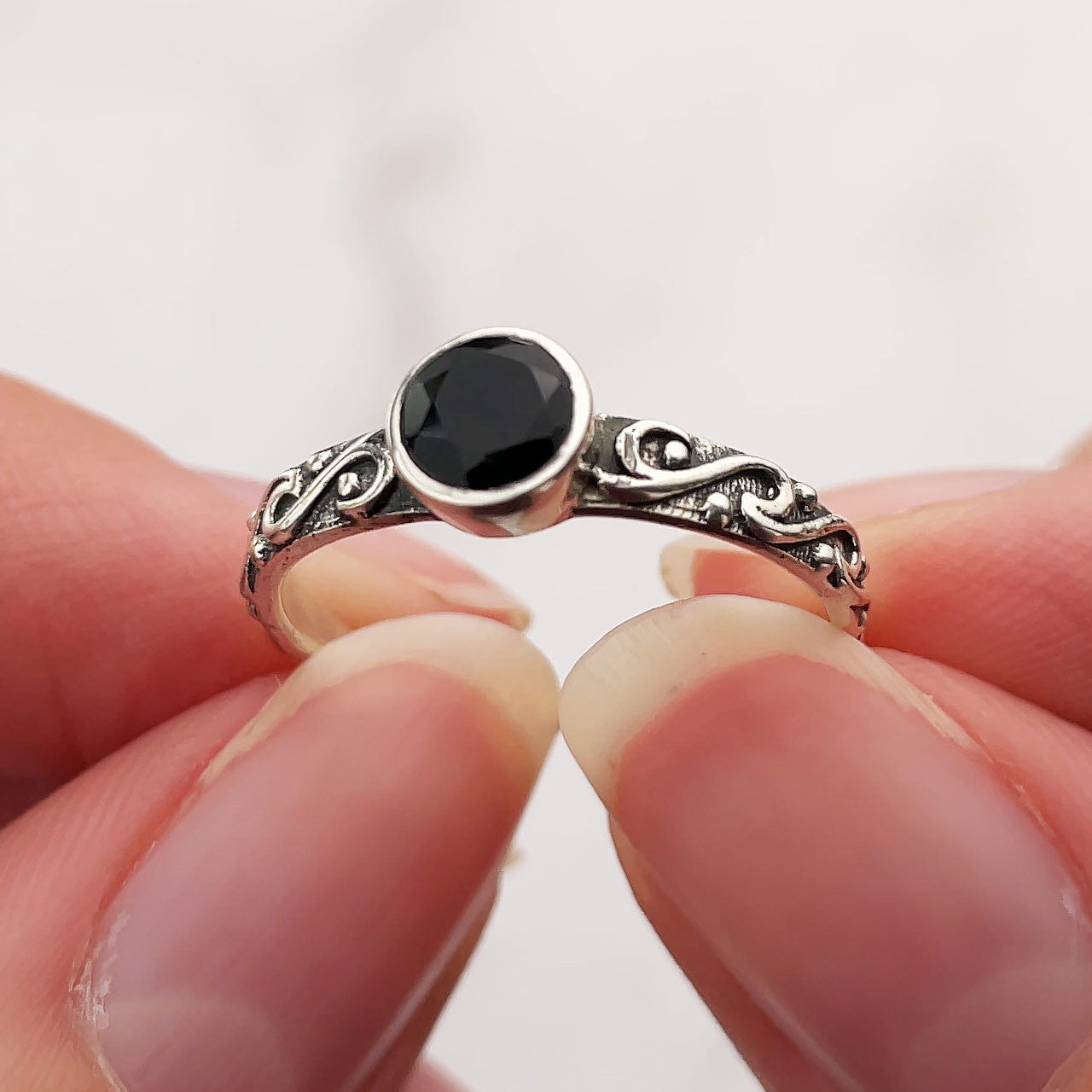 BLACK ONYX STACKABLE CELTIC RING