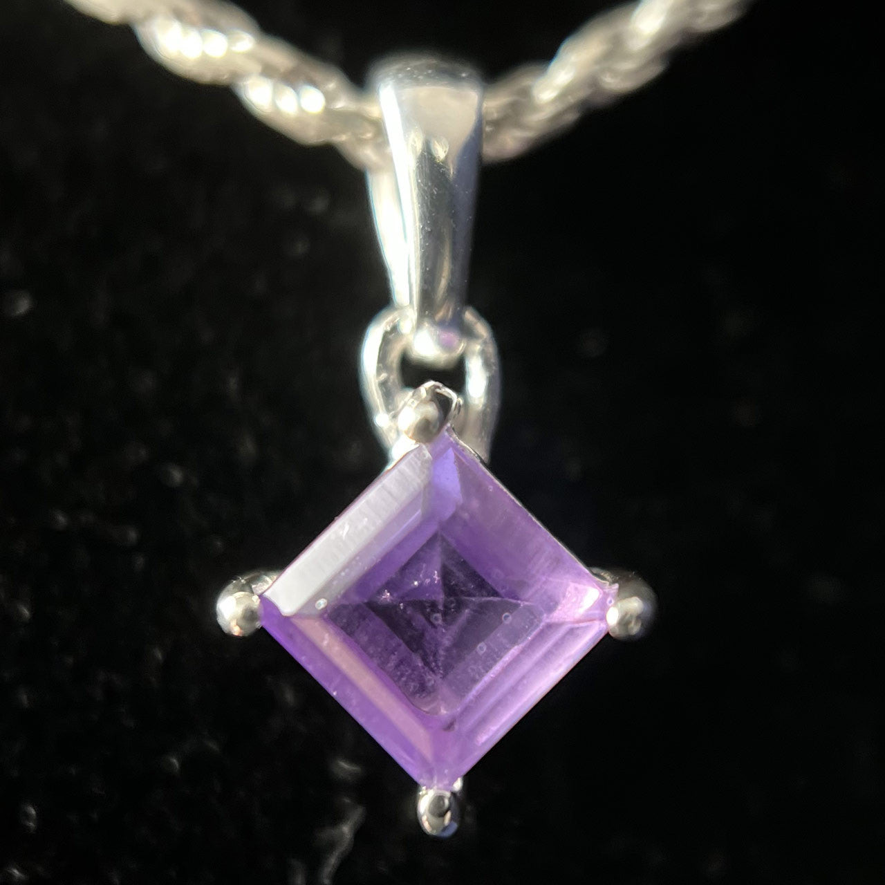 AMETHYST STERLING SILVER 5X5 SQ PENDANT