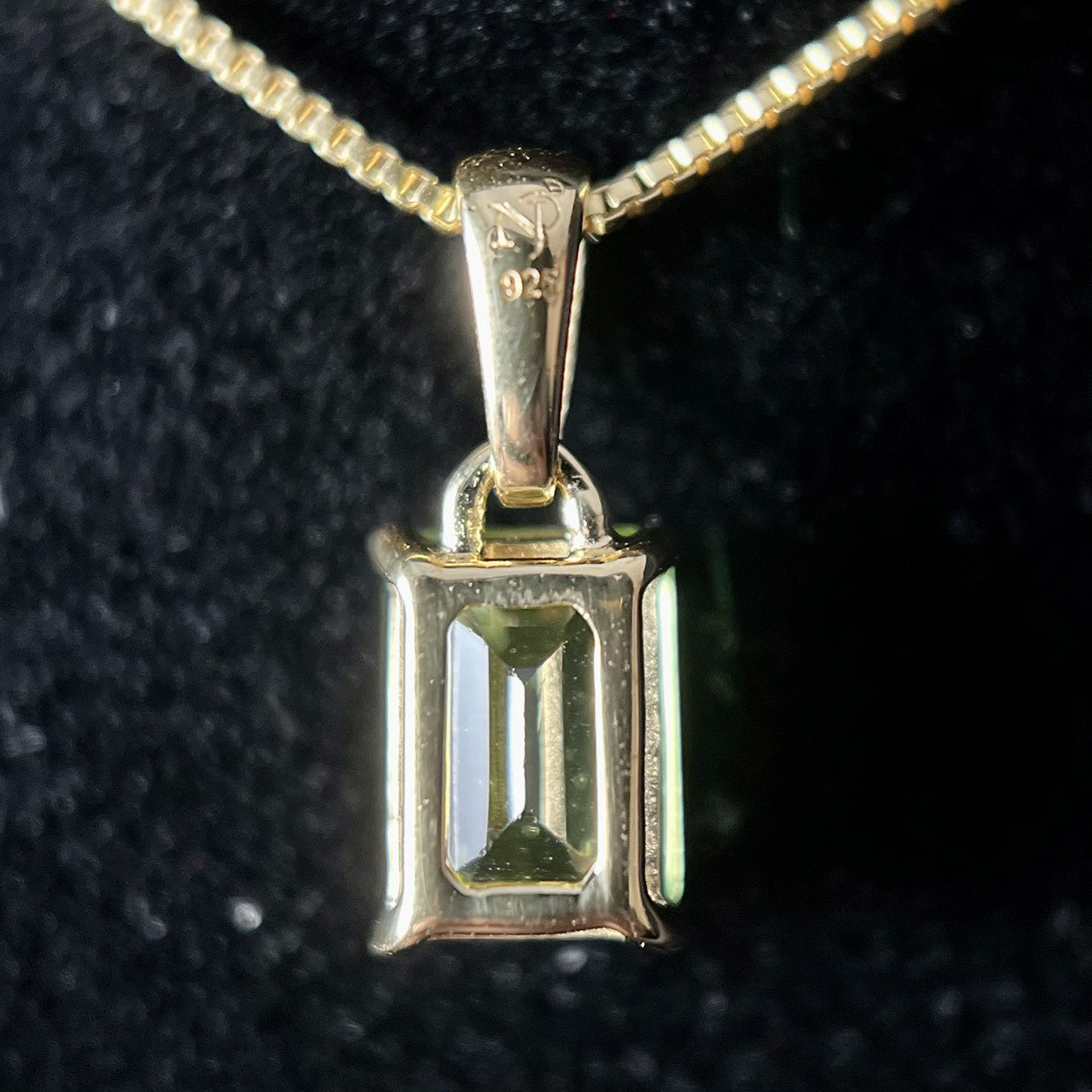 PERIDOT 18K VERMEIL GOLD 5X7 RECTANGLE PENDANT