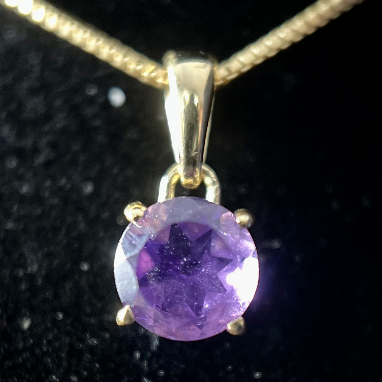 AMETHYST 18K VERMEIL GOLD 6X6 CIRCLE PENDANT