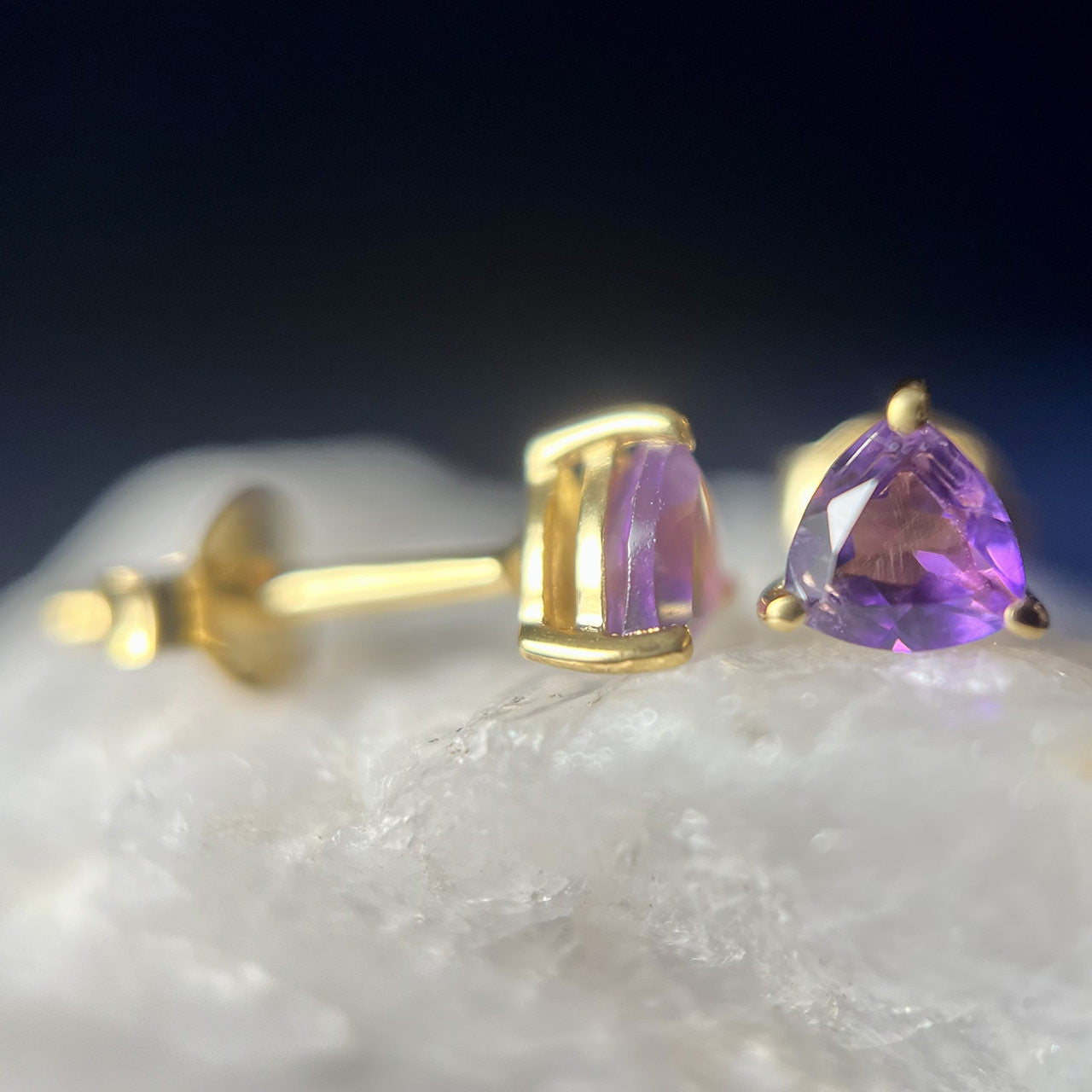 AMETHYST 18K VERMEIL GOLD STUD EARRINGS 4X4 TRIANGLE